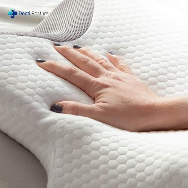 Coussin avec une mousse viscoélastique à mémoire de forme